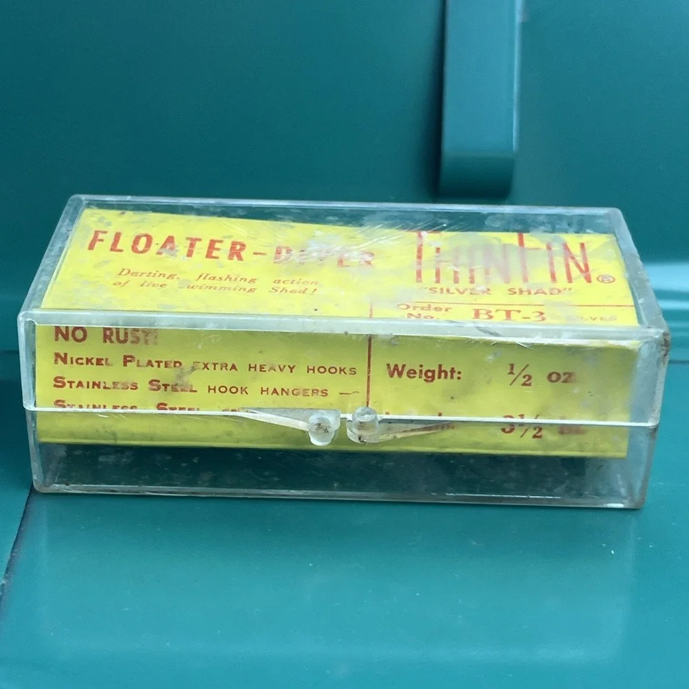 Vintage New Storm THIN FIN Fishing Lure Floater Diver Fish Bait Silver Shad BT-3